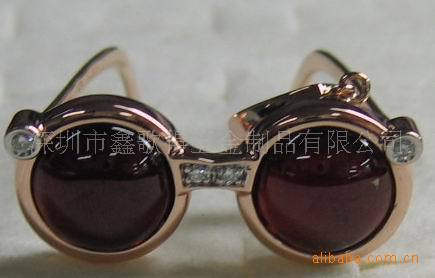 提供五金电镀，真空电镀，钟表电镀，首饰电镀，饰品电镀加工