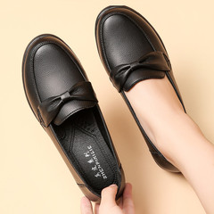 Mom's shoes genuine leather soft-soled single shoes 34 size flat-soled middle-aged and elderly women's shoes large size middle-aged and elderly work leather shoes