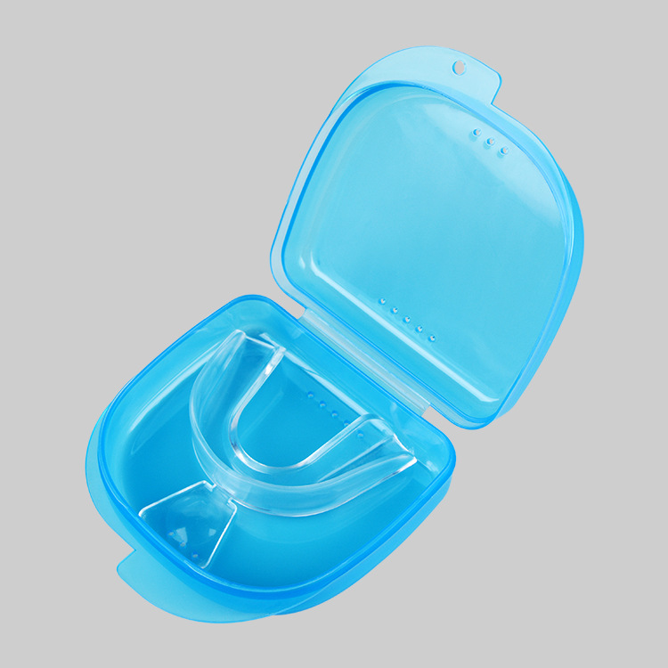 Dientes que blanquean el protector de boca Tenedor de dientes termoplástico
