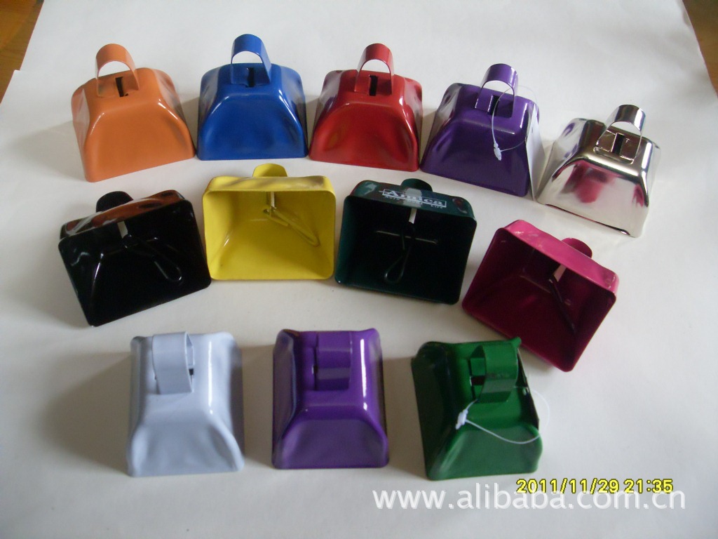 3寸牛铃　多色精致牛铃厂家直销