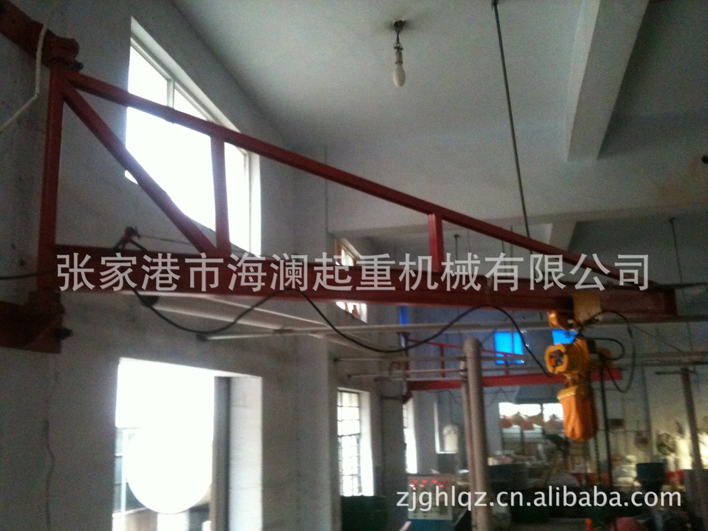 300KG-1000KG墙柱式旋臂吊