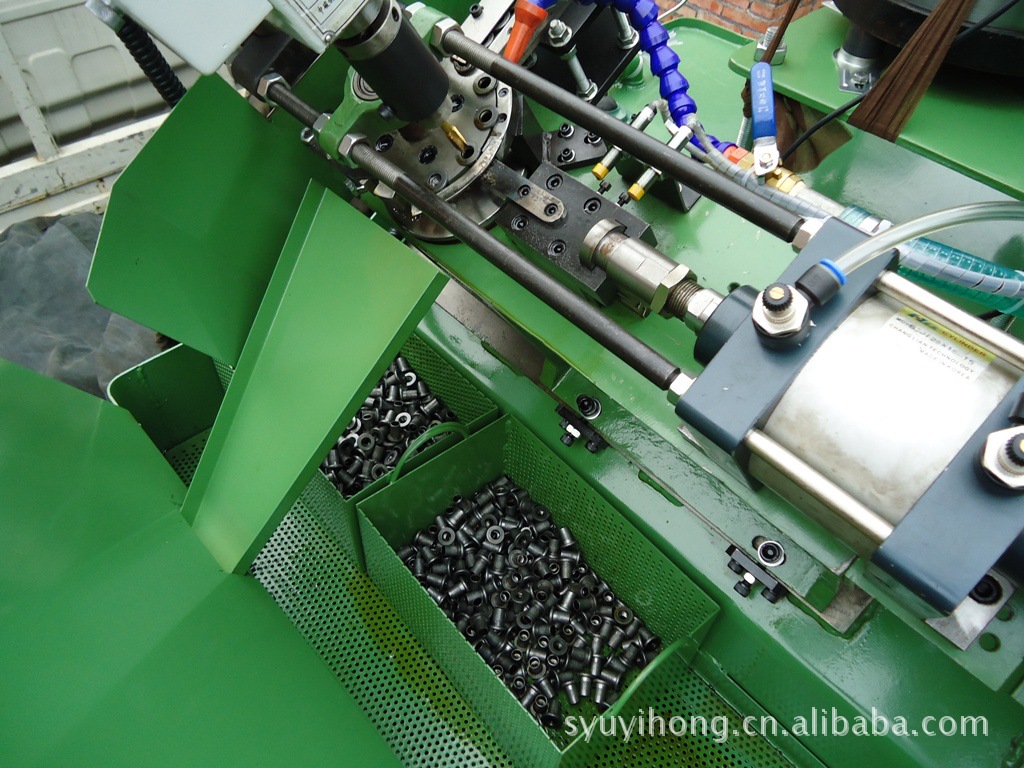 吊螺母管卡螺母T形螺母T型螺母