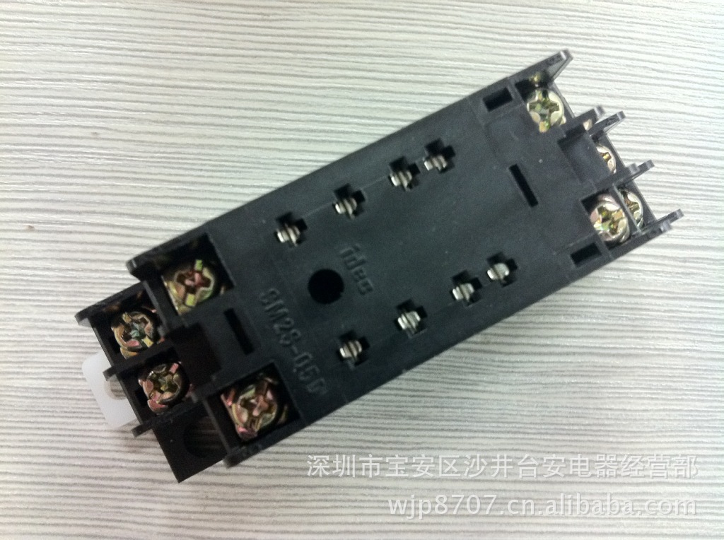 【原装正品】日本和泉IDEC 继电器座 SM2S-05D