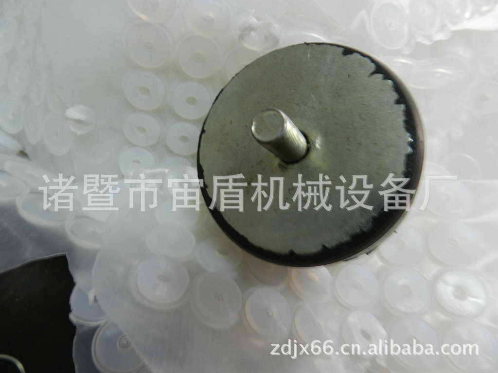 浙江诸暨橡胶制品厂家供应橡胶减震垫.缓冲垫、圆形橡胶脚垫