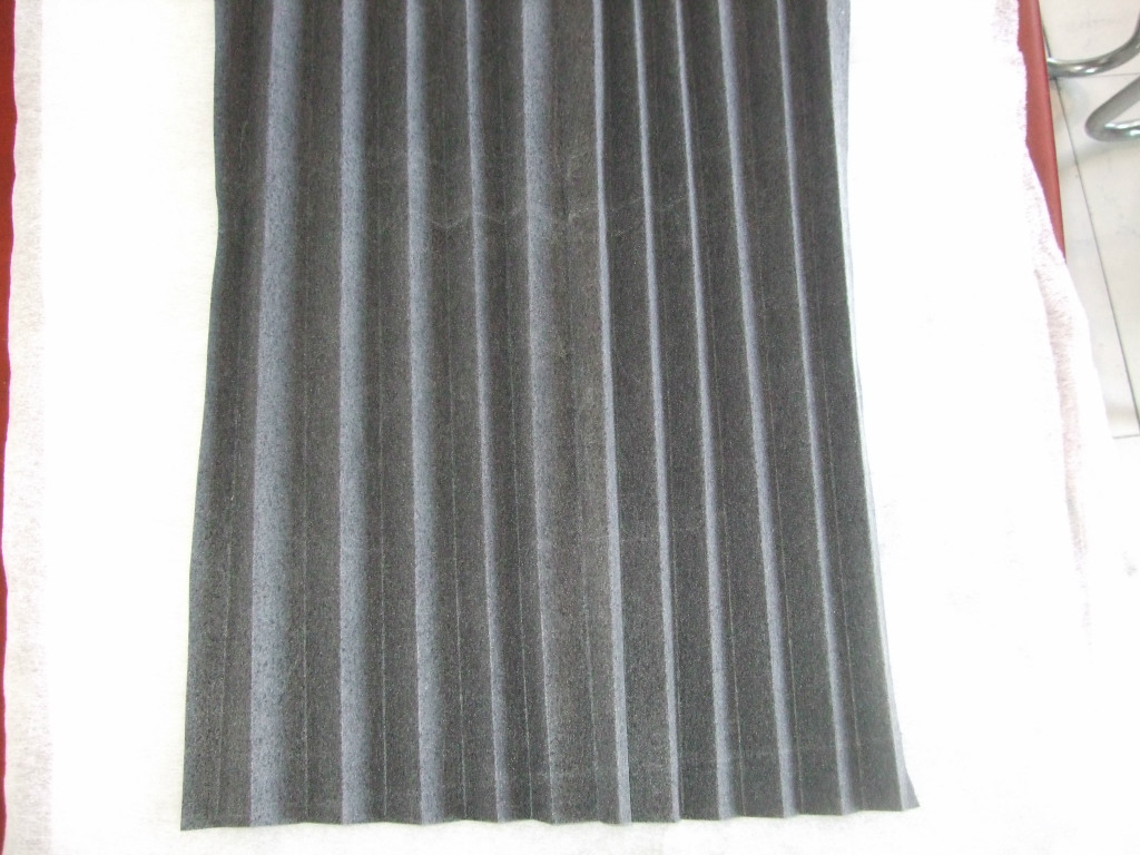 生产销售过滤器滤芯用活性炭无纺布打折无纺布活性炭骨架布