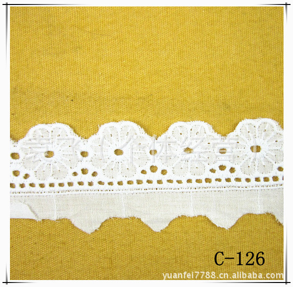 C-126厂家直销花朵纯棉棉布刺绣DIY花边服装辅料3.8cm绣花加工