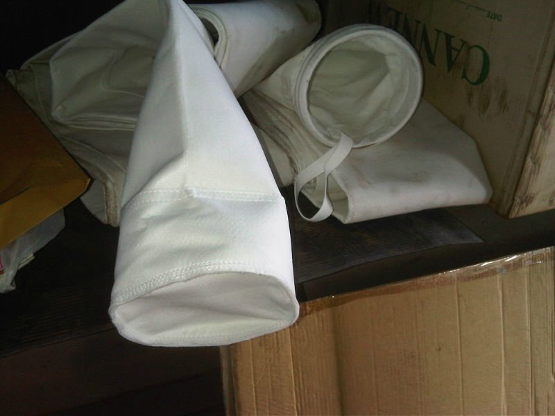 供应弹簧钢环口易清灰除尘袋，防静电涤纶除尘袋；耐高温除尘袋