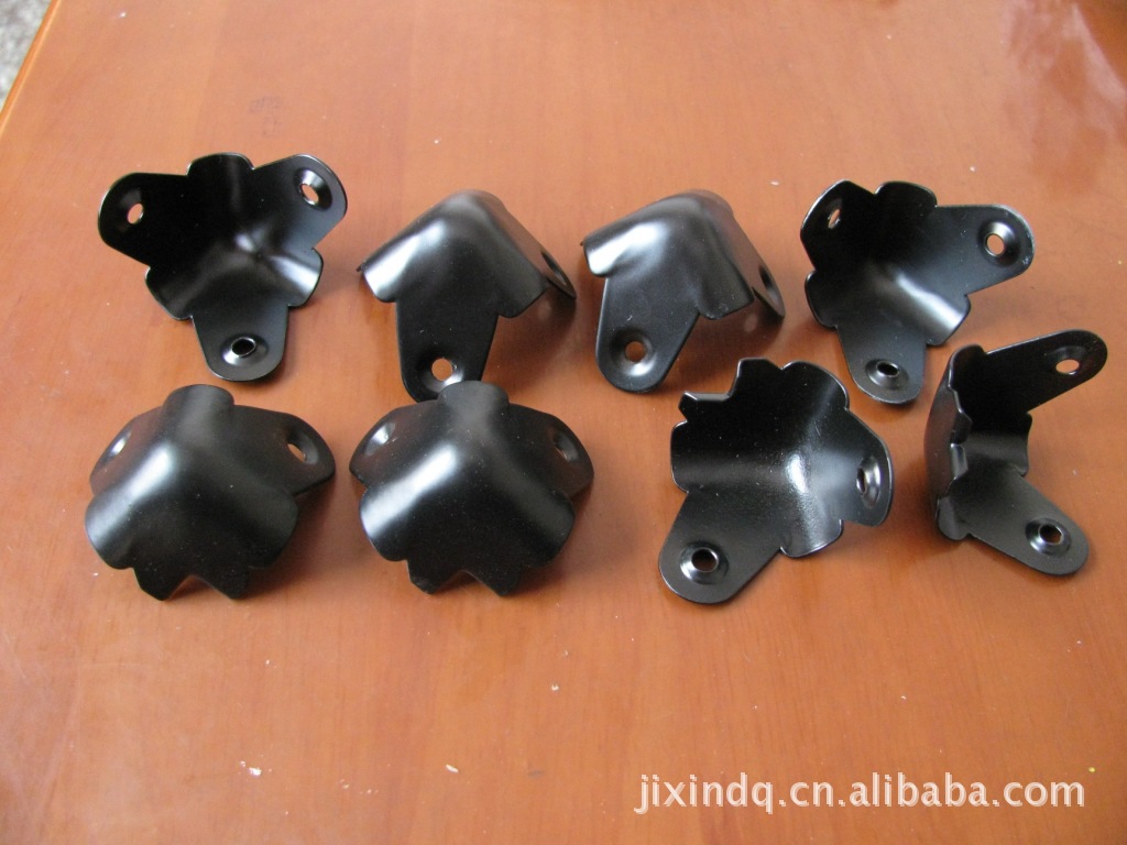 厂家供应拉杆箱包护角 音箱包角 音响包角