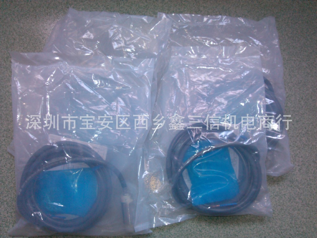 供应欧姆龙接近开关E2EM-X15X1