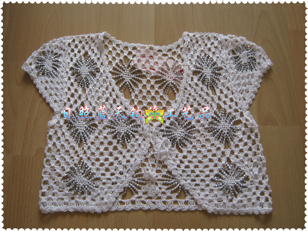 手钩衣服、手钩编织衣服、手工钩编服装、针织衣服钩花