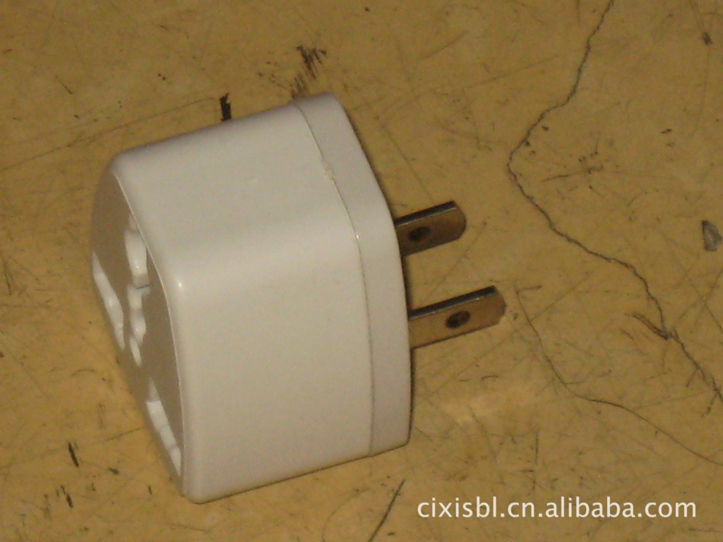 欧式转换插头 欧标转换插头 旅游转换插头