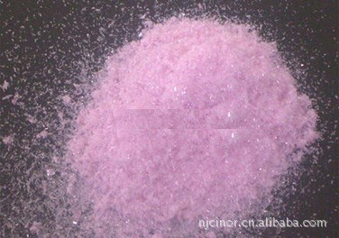 厂家直供纯度99.5％以上的粉红色颗粒状氟化钕
