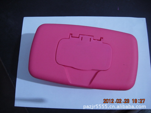 可定制翻盖方形密封湿巾包装盒 车载迷你湿巾桶纸巾盒厂家批发