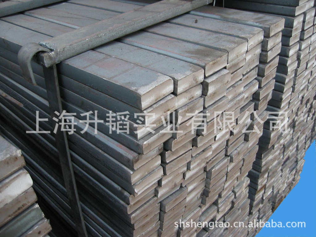 现货供应30*4扁钢 30*5扁铁 Q235B热轧扁钢