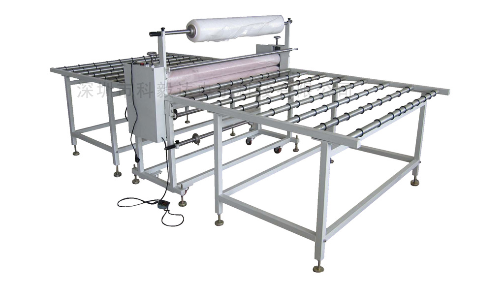 1300mm全自动覆膜机，适用于大型玻璃、铝板、钢板等平面产品覆膜