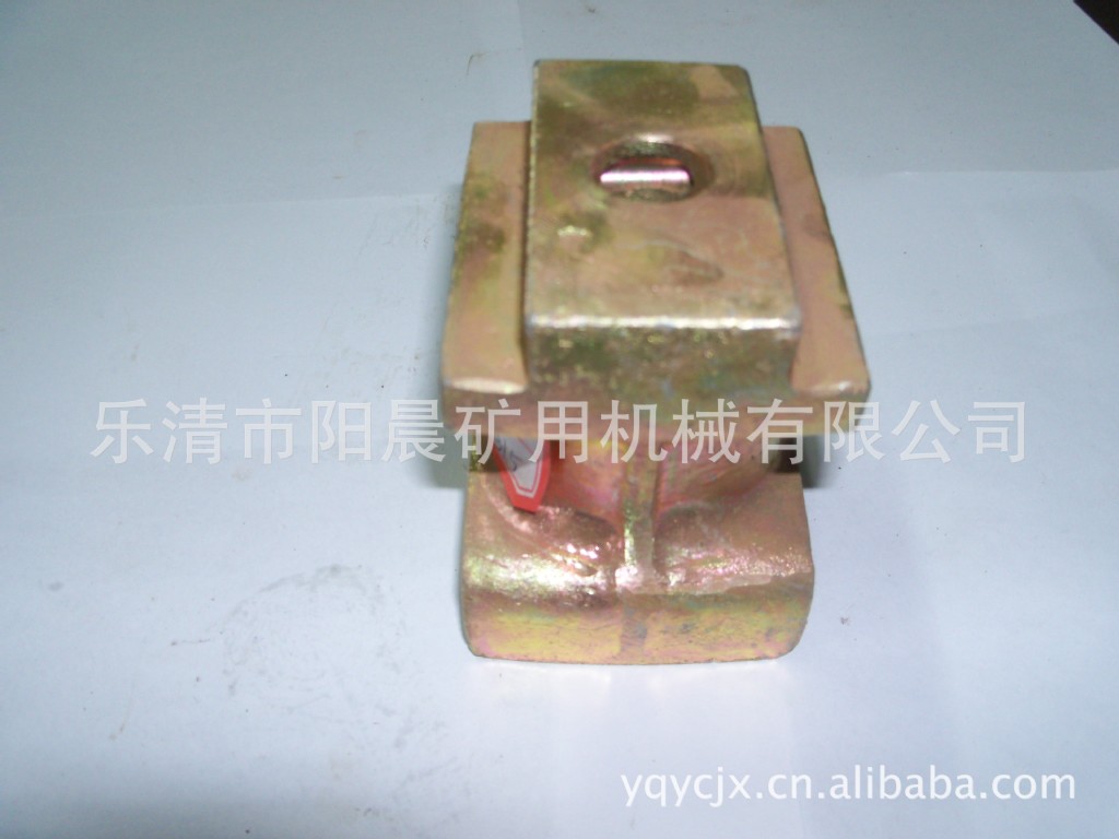 提供异径直通、矿用接头、煤机配件