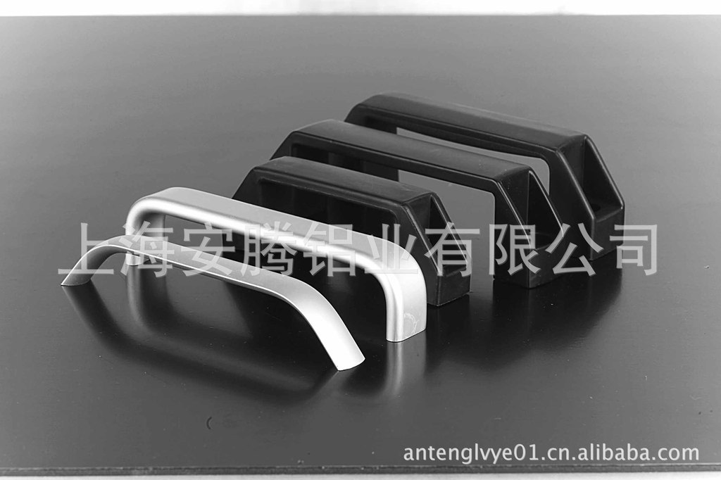 尼龙把手  铝合金拉手 铝型材配件 规格齐全 厂家直销