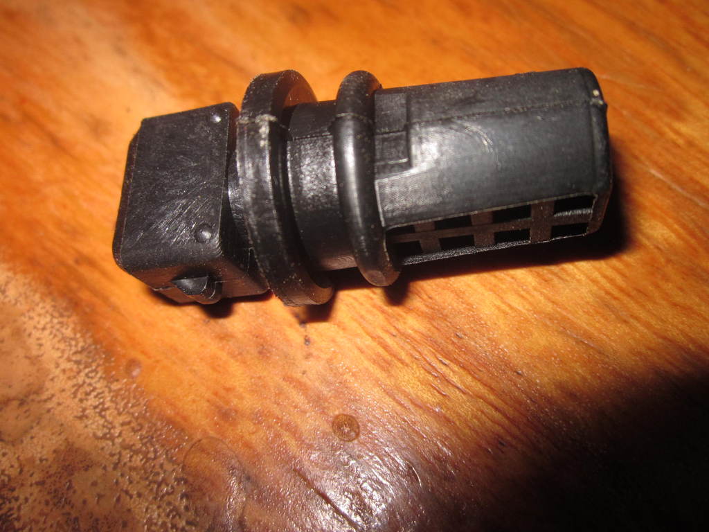 温度传感器_大宇96183228空气进气温度传感