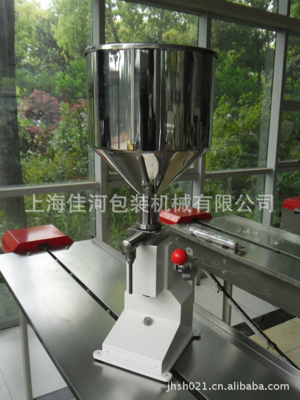 手动膏液灌装机 、膏体灌装机 、小型手动灌装机