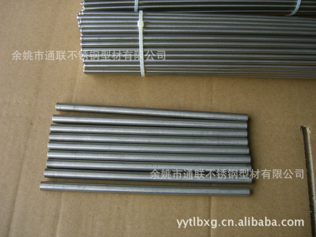 供应各种空心中长轴用精密不锈钢管，直线度好