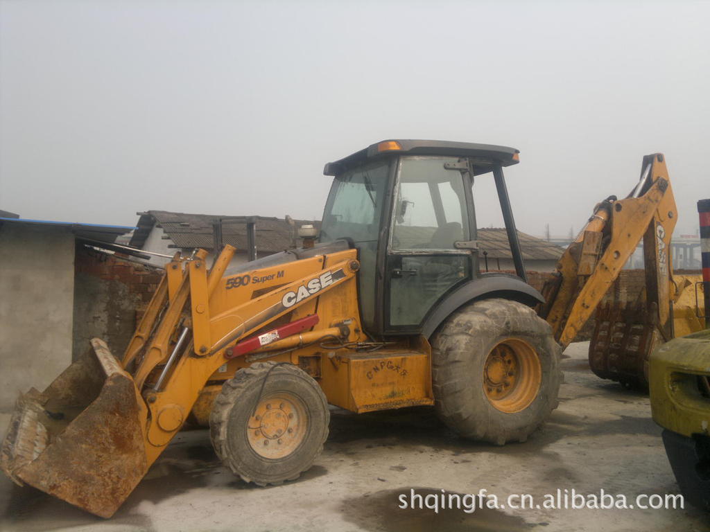 CASE凯斯590M挖掘装载机[凯斯两头忙]前后4驱动.性能良好.原装
