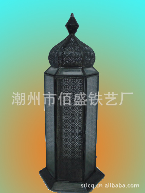 me<em></em>tal storm lantern