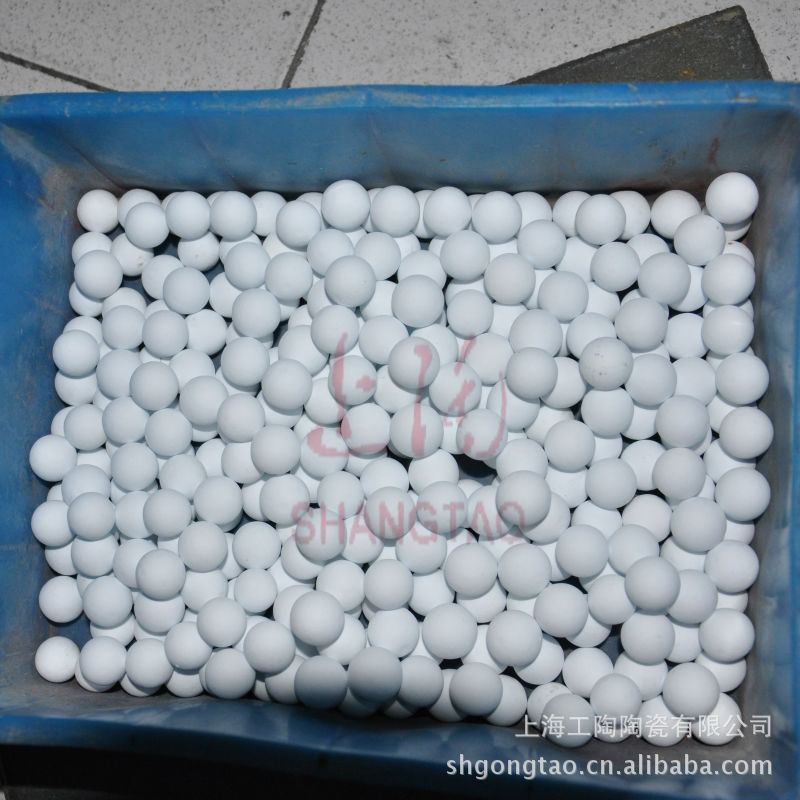 厂家供应耐磨氧化铝瓷球 氧化铝陶瓷球