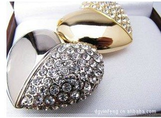 new pattern Metal heart-shaped Diamond gift U disk Shell