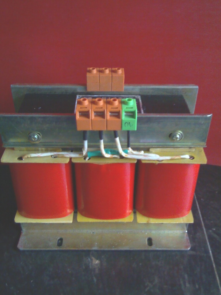 供应SBK干式隔离变压器