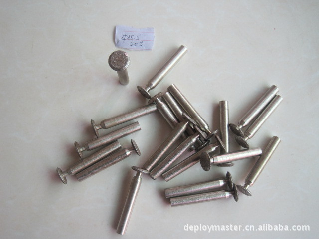 客户订制CBN电镀磨头直径15.5超硬钻石磨具材料粒度齐欢迎订制