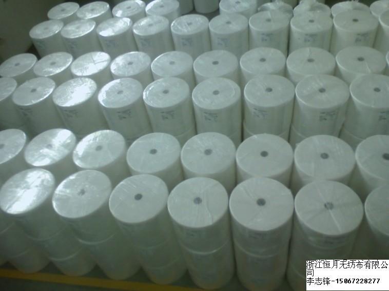 恒月新材热轧无纺布EP超滑镜面处理148cm幅宽亲水性强不起毛工业