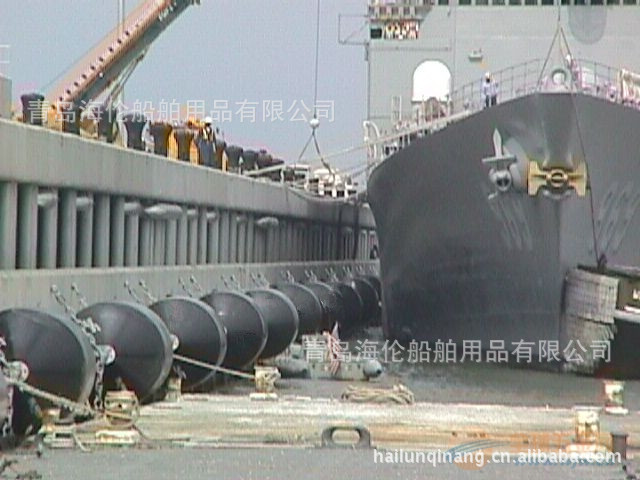 供应各种船舶 港口 码头护舷（靠球）碰垫 海伦制造其他船舶配件