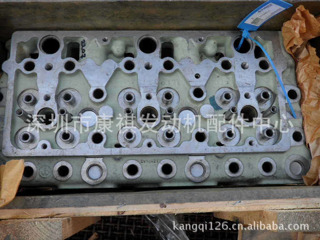 供应帕金斯3012柴油发电机组缸盖总成CV18421