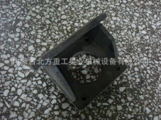 特雷克斯TEREX3303用15042732离合器分泵支座