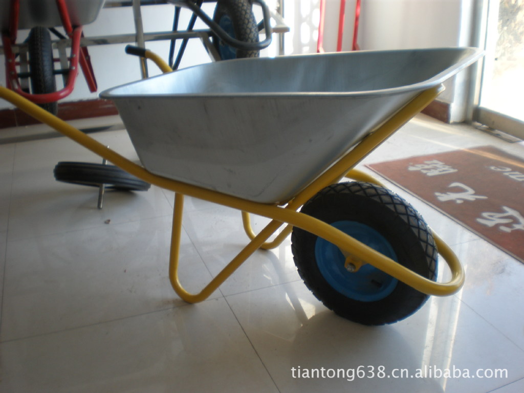 厂家供应独轮手推车 俄罗斯市场WB6438