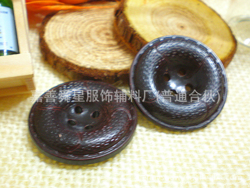 供应品质仿皮纽扣圆形有眼实色多色衬衫西服布包钮扣扣子