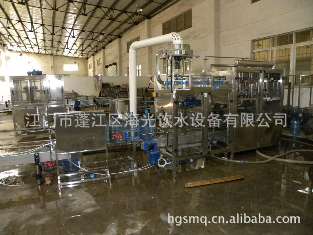 批量销售桶装水灌装机 纯净水灌装机 XG-100(600BPH)桶装水设备