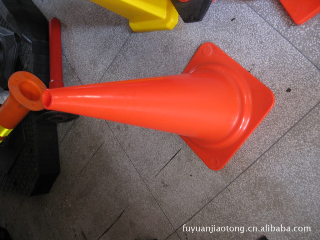 塑料路锥 pvc路锥 75cm 4.2kg 加重型pvc路锥  全新料pvc