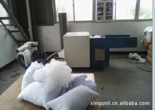 中型充棉机，沙发、枕头充棉机，经济适用，可扩充产能