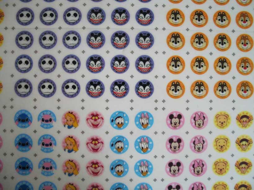 厂家量大优惠订做各种款式彩印不干胶（耐晒，防刮花，防雨）