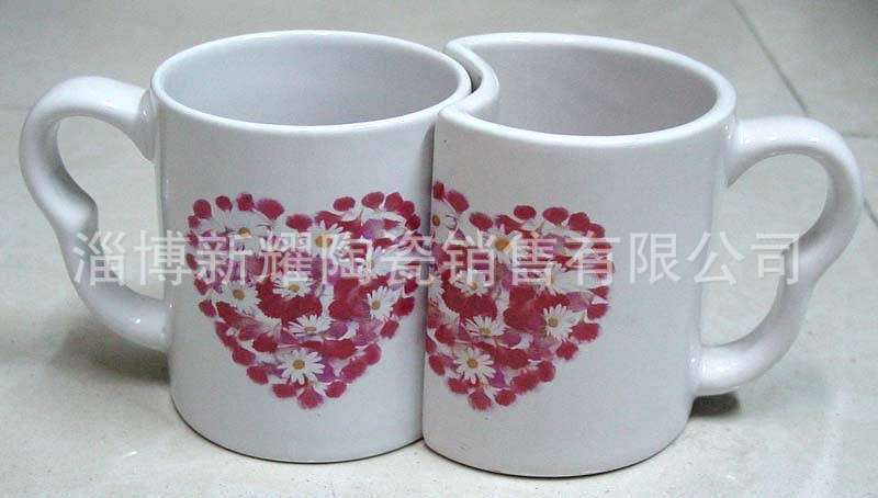 lovers Mug Manufactor supply heart-shaped lovers Ceramic cup Advertising Cup