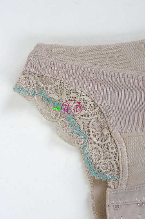 Corset en autre - Ref 683378 Image 8