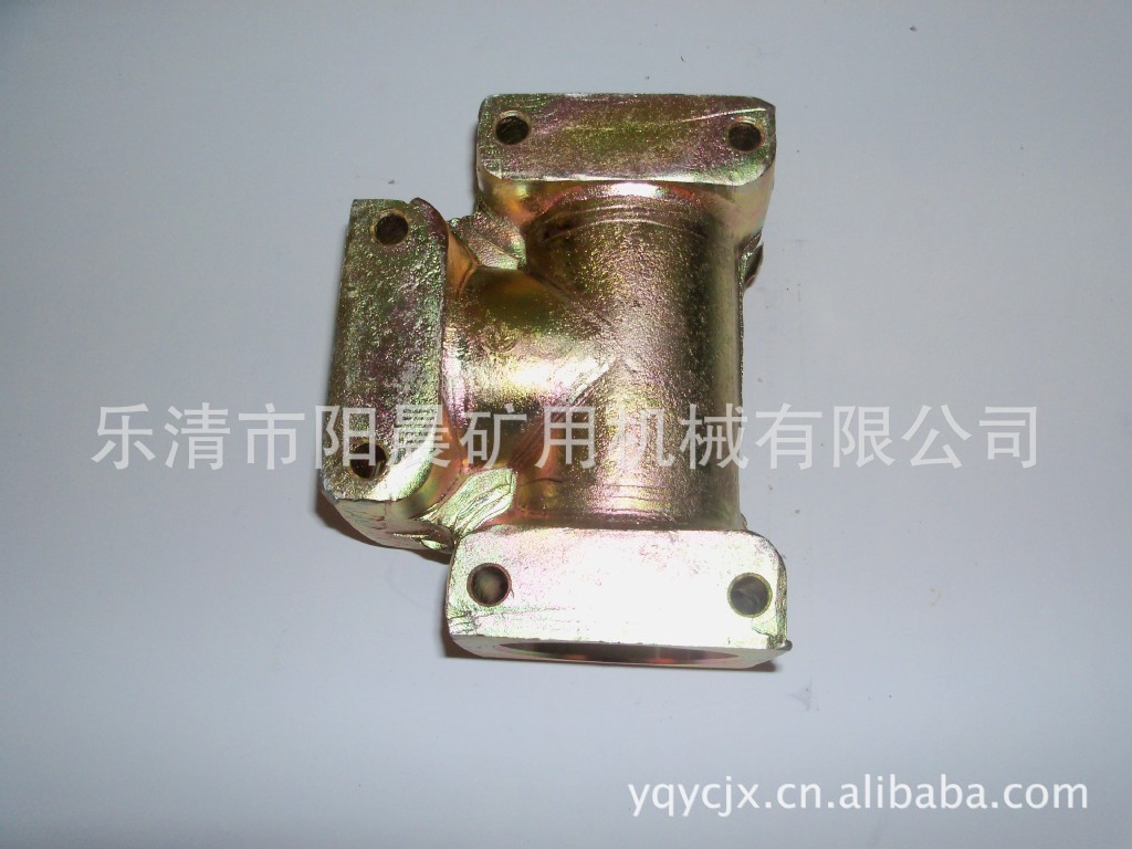 供应三通、镀锌三通、卡套式三通、