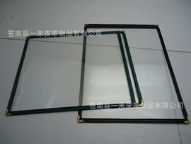 酒店服务指南;鼠标垫;笔筒