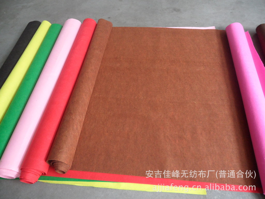 针刺无纺布涤纶热压针扎棉驼色丙纶无纺布清洁棉复合针刺无纺布