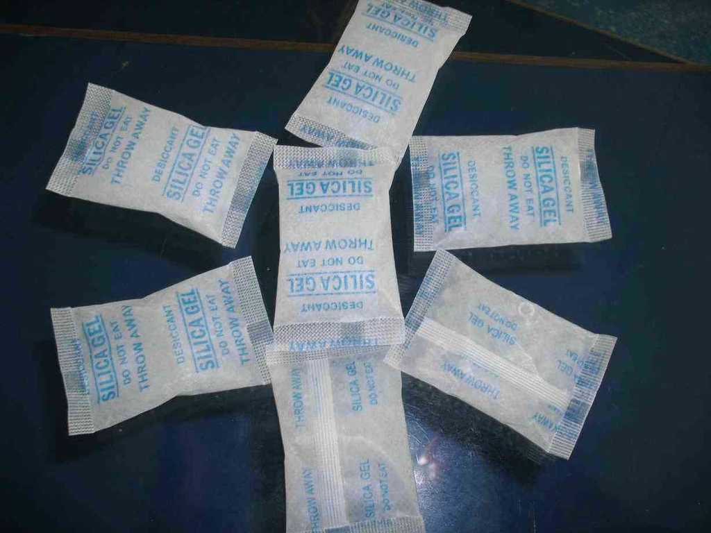 东莞 长安生产批发 变色硅胶干燥剂 蓝色 指示干燥剂 防潮珠细孔