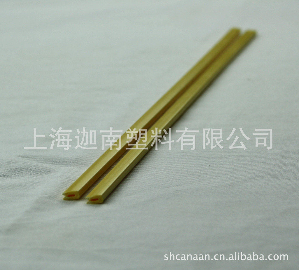 【专业供应】ABS异型挤出 开关接线盒卡销