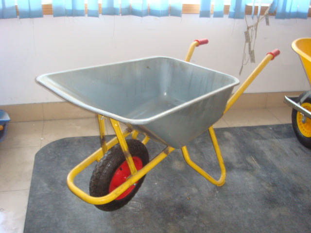 厂家生产独轮手推车WHEEL BARROW (WB6404Z)