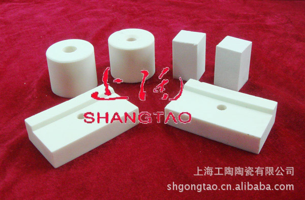 供应刚玉坩埚，氧化铝坩埚 陶瓷坩埚(图)