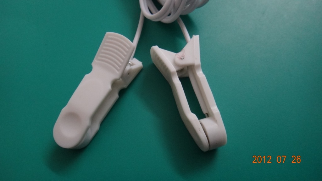 源头厂家供应治疗仪用 2.5弯头耳夹电极线  耳夹线 成人乳夹